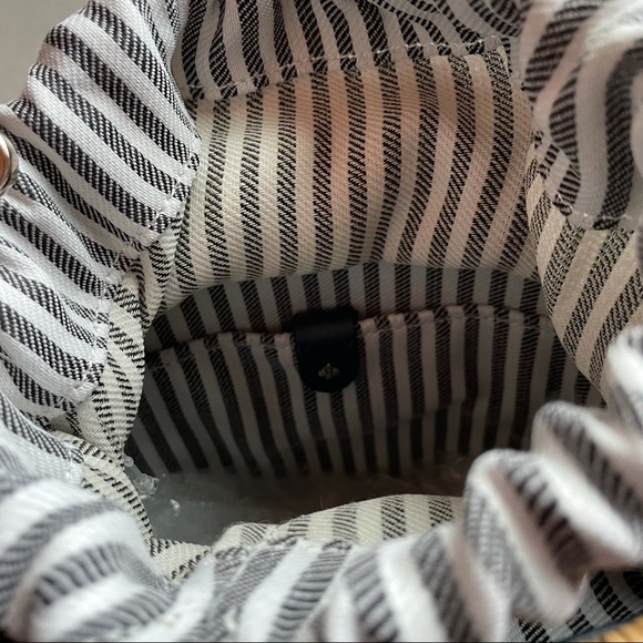 SOLD! 🎉Kate Spade medium wicker basket bag white navy stripe brand new with tag - Picture 12 of 15